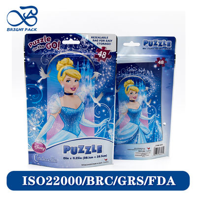 طباعة ملونة مواد مخصصة أكياس بسحاب واقفة قابلة لإعادة الإغلاق لتغليف الألعاب بيع مباشر من المصنع.